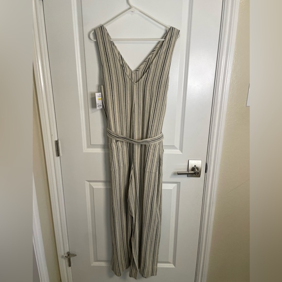 NWT Sonoma Linen Blend Jumpsuit- Light Tan with Gray/Blue Vertical Stripes, Sz L - Picture 8 of 13